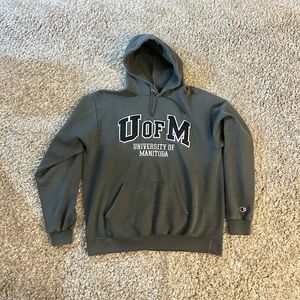 Collegiate Champion Hoodie Unicersity of Manitoba Large